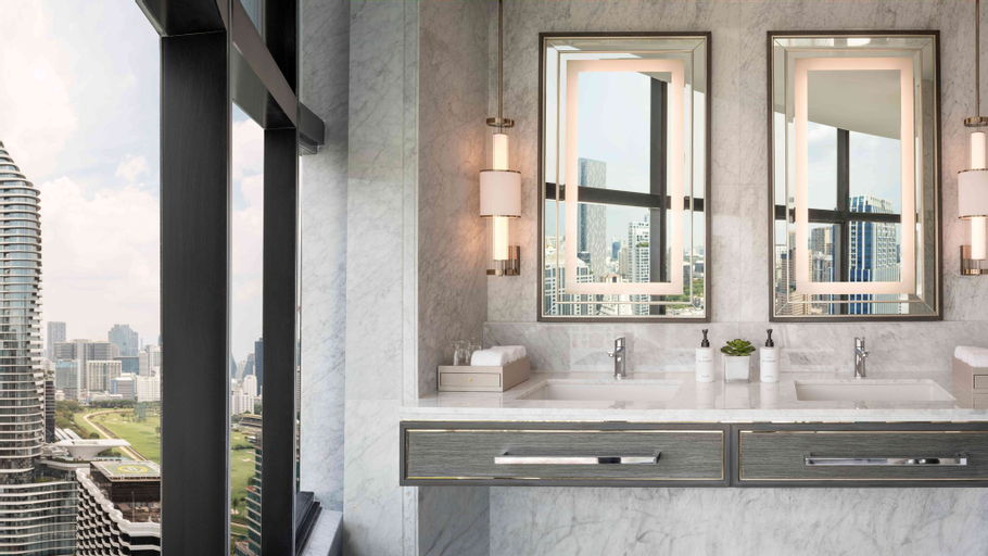 Bathroom 4