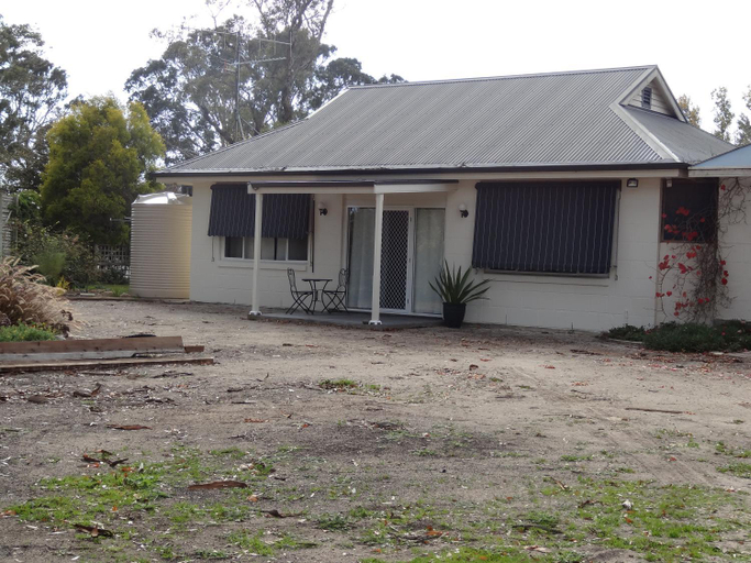 Others 2, Mapperley Bed and Breakfast, Tatiara