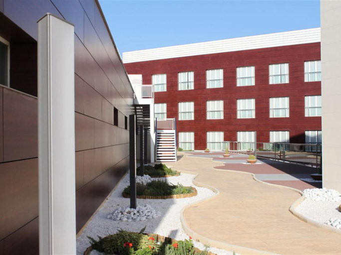 Exterior & Views 1, Beatriz Albacete, Albacete