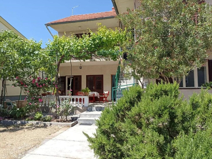 Exterior & Views 2, Slavica - Free Wifi - A2, Vodice