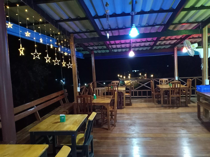 Food & Drinks 4, Ao Salat View Koh Kood, K. Ko Kut