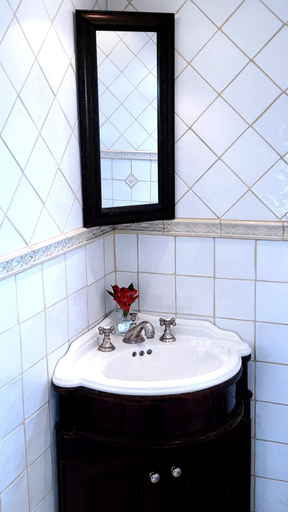 Bathroom 3, The Patrician Hollywood Universal, Los Angeles