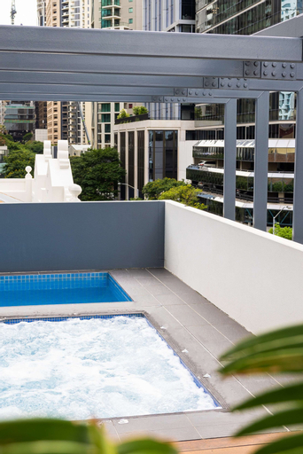 Sport & Beauty 1, Oaks Brisbane on Felix Suites, Brisbane