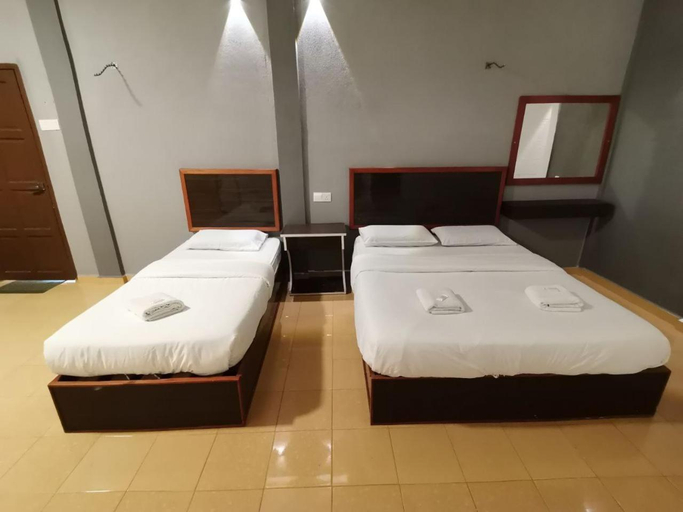 Bedroom 4, Matahari Long Beach, Besut