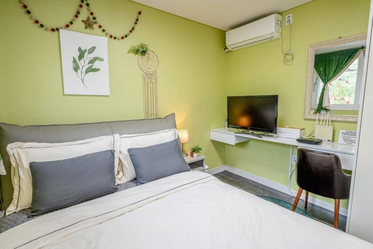 Bedroom 2, Chuncheon Una Melo Pension, Chuncheon