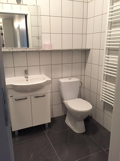 Bathroom 3, FRESCO PLUS -Filharmonia, Łódź