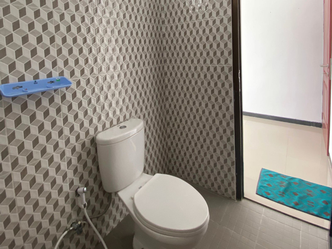 Bathroom 4
