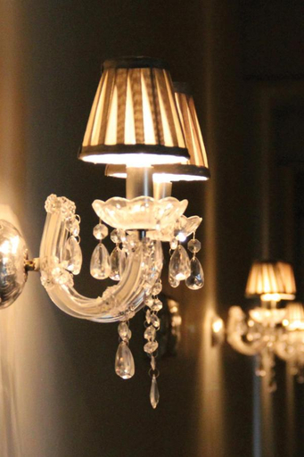 Others 4, B&B Amuse-Couche, Limburg