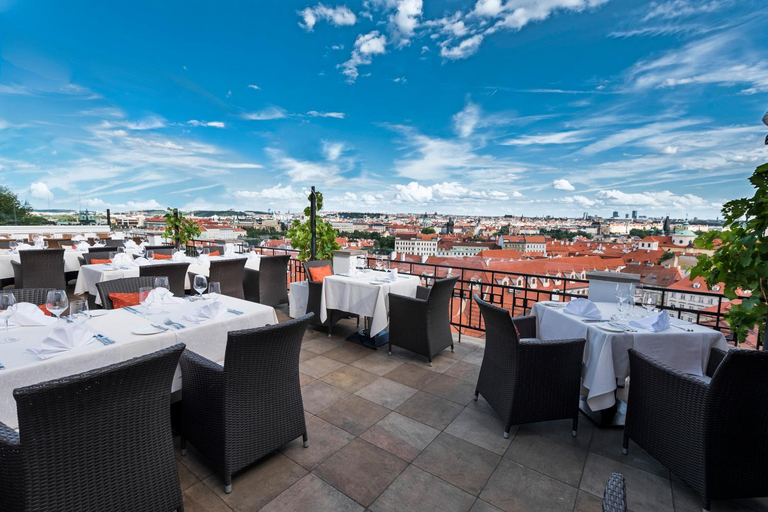 Food & Drinks 5, Golden Well, Praha 6