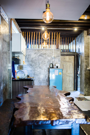 Others 2, Sweet Life Guesthouse, Ko Lanta