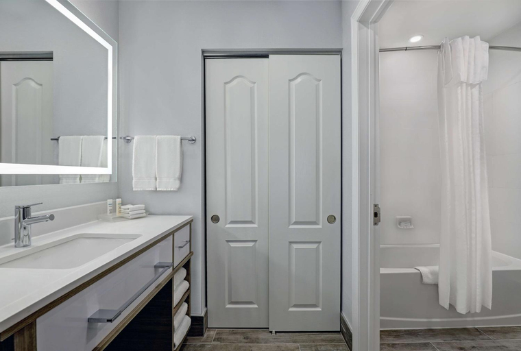 Bathroom 5, Homewood Suites London Ontario, Middlesex