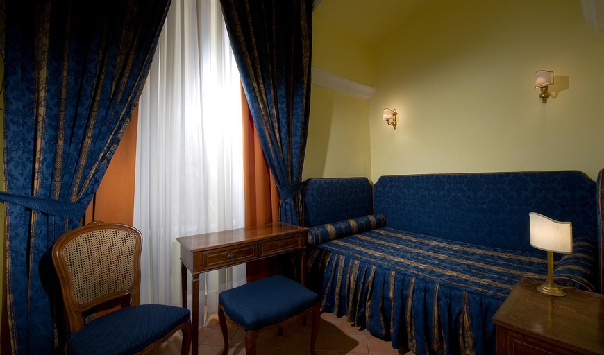 Bedroom 3, Chiaja Hotel de Charme, Napoli
