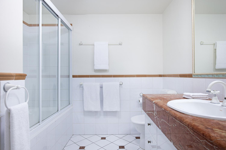 Bathroom 9