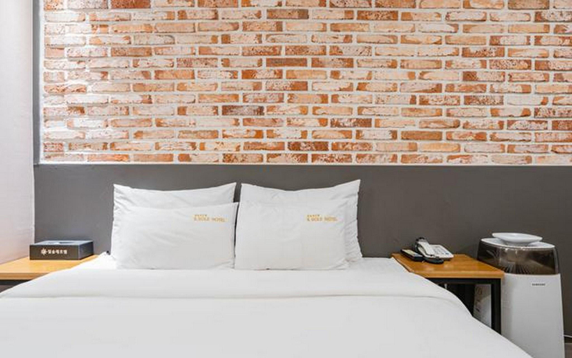 Bedroom 4, Ulsan Samsan Ilsole Hotel, Jung