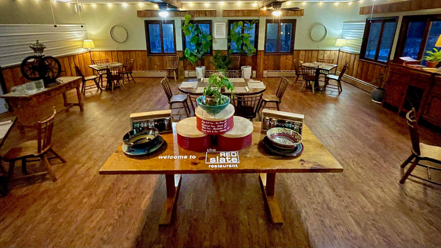Food & Drinks 3, The Upper Pass Lodge, Windham