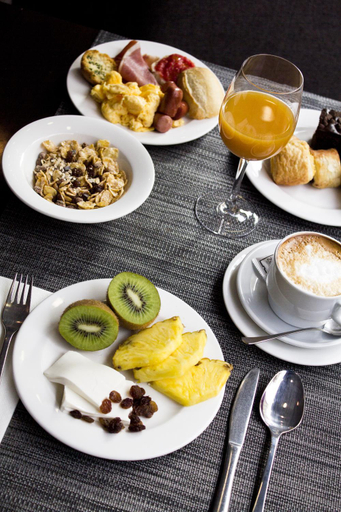 Food & Drinks 5, Zenit Barcelona, Barcelona
