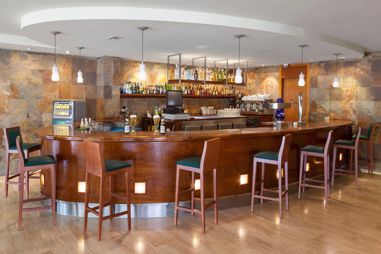 Food & Drinks 5, Dwo Sirius by Checkin, Barcelona