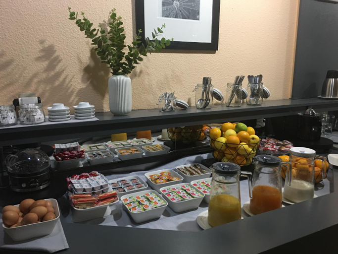 Food & Drinks 4, Confort Hotel, Essonne