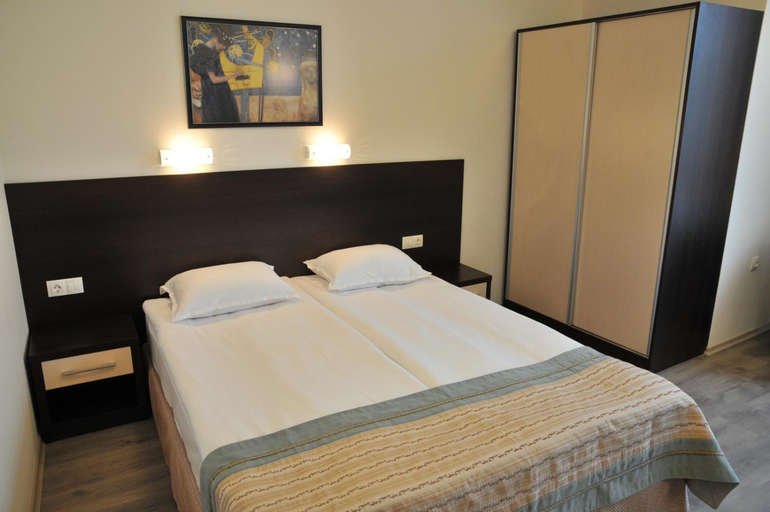 Bedroom 3, Hotel Burgas Free University, Burgas