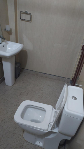 Bathroom 2, Green House, Ambagamuwa