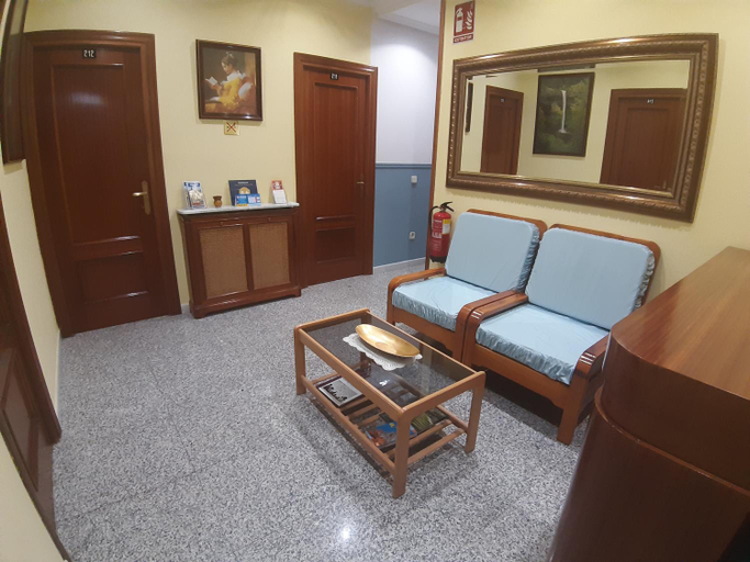 2, Hostal Dulcinea, Madrid