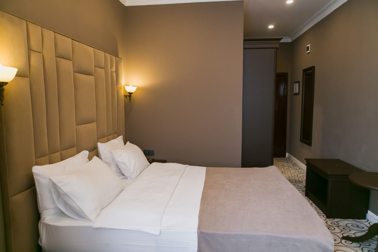 Bedroom 3, Hotel Kazakhstan, Almaty