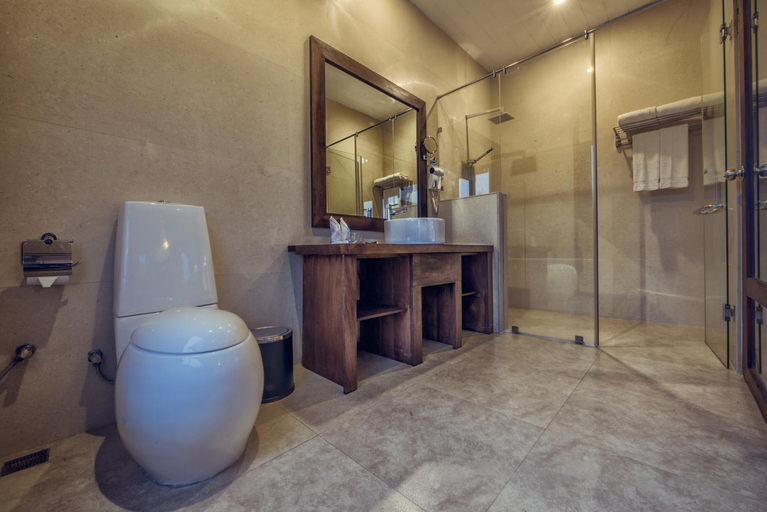 Bathroom 5, Suriya Resort, Wennappuwa