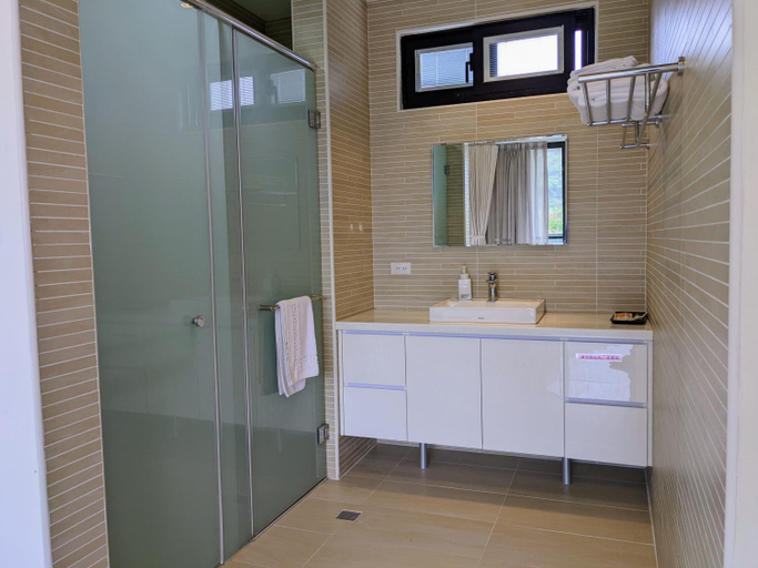 Bathroom 2, Guanshan Yue Mei Resort, Taitung