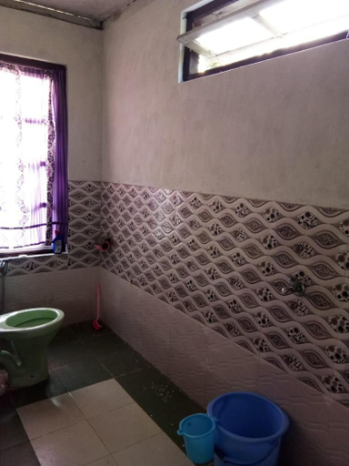 Bathroom 5, Vamoose Anugraha, Darjiling