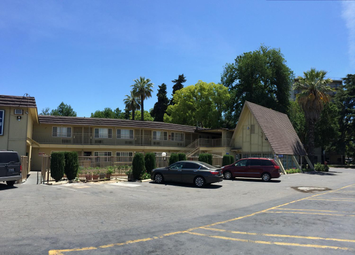 Others 5, Discovery Inn, Stanislaus