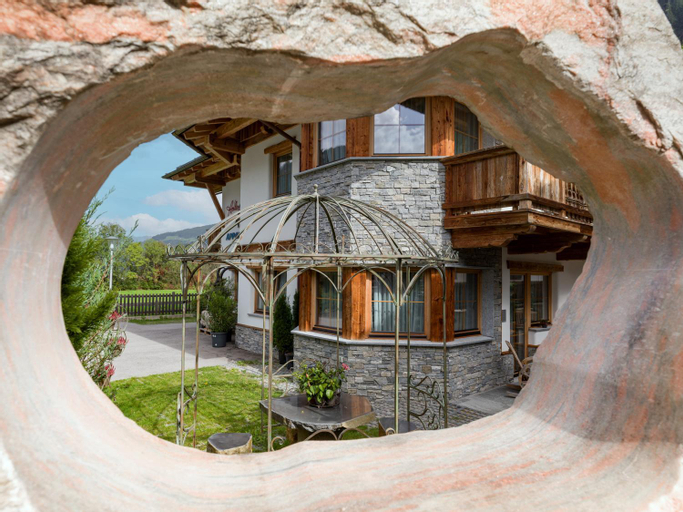 Appartementhaus Adlerblick, Schwaz