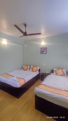 Bedroom 2, Hotel Pokhara Paradise, Gandaki
