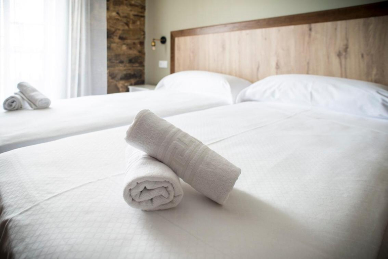 Bedroom 4, Hotel portico, Lugo