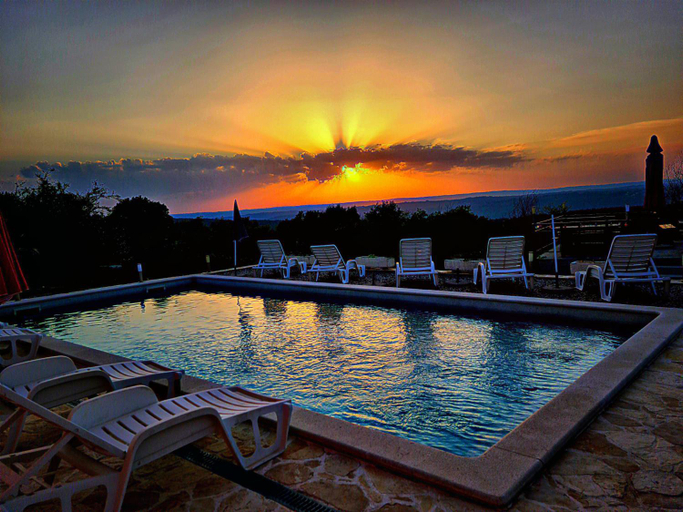 Others 5, Bed and breakfast Rogocana, Labin