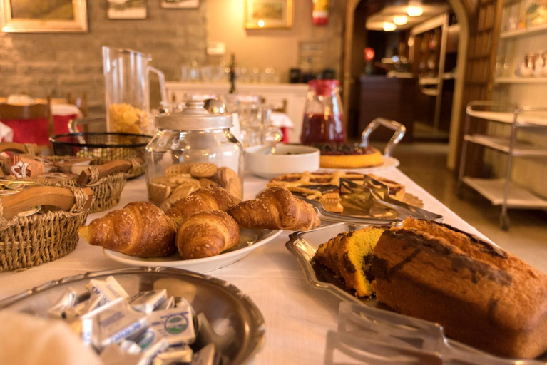 Food & Drinks 5, Albergo Bucaneve, Modena