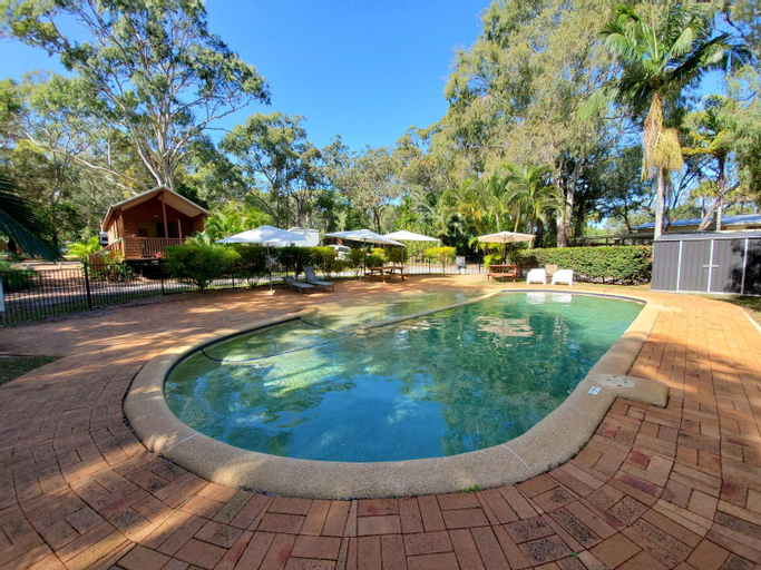 Sport & Beauty 2, Captain Cook Holiday Village 1770, Miriam Vale