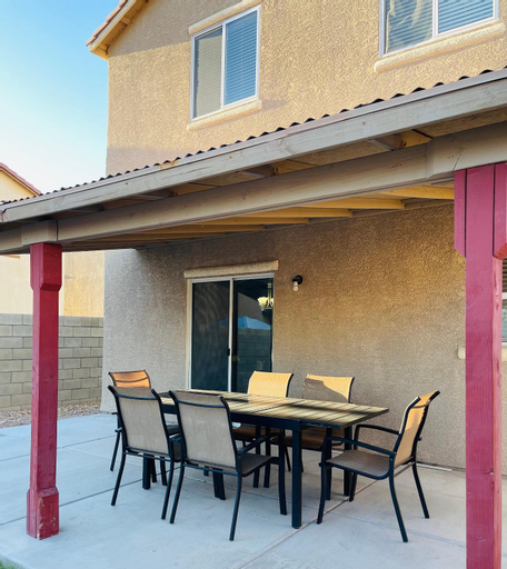 3BR King Suite/Near Strip/Wi-Fi, Clark