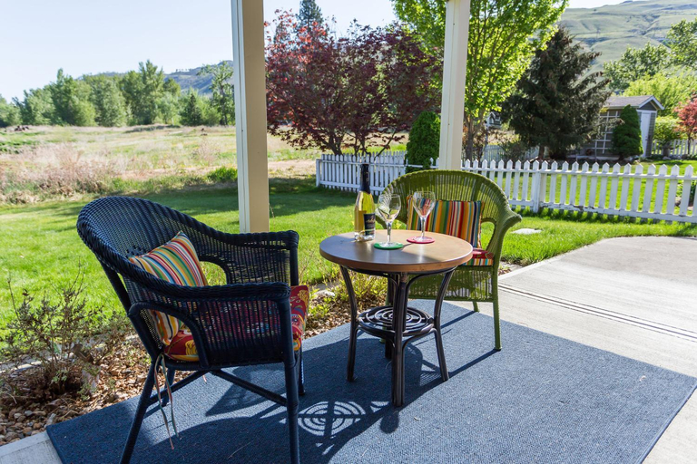 Others 3, Overlander B&B, Thompson-Nicola