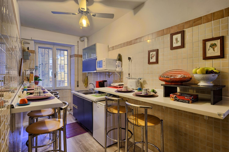 Food & Drinks 5, Madi B&B, Rome