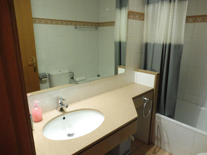 Bathroom, Hostal Cal Batista, Barcelona