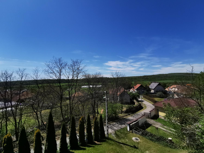 Others 4, Sokristaly Vendeghaz, Eger