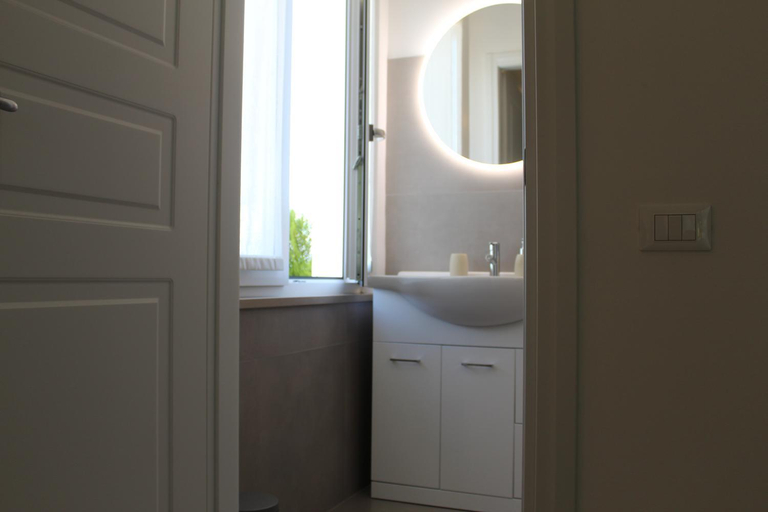 Bathroom 2, Villa Forte Salvi - Rooms, Verona