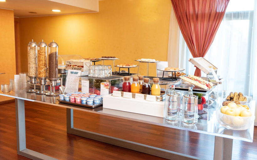 Food & Drinks 5, Hotel Residence Montelago, Varese