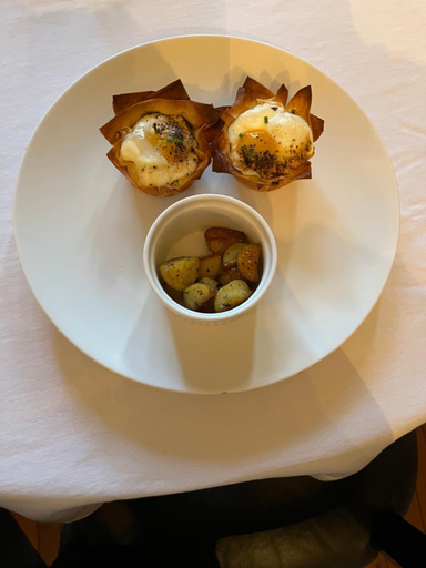 Food & Drinks 5, Ryan Mansion, Division No. 1