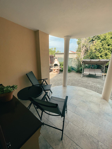 Others 5, Cozy Glen, Targu Mures