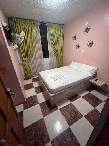 Others 2, Hotel damayu, Melgar