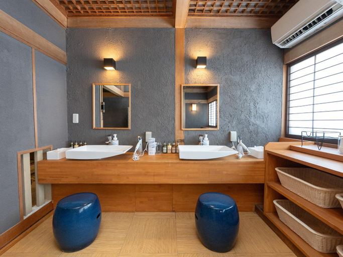 Bathroom 4, Accommodation for people over 18 years old Sumie Chita, Minamichita