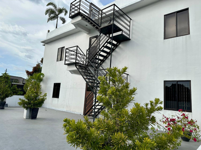 GIA's Place, San Mateo