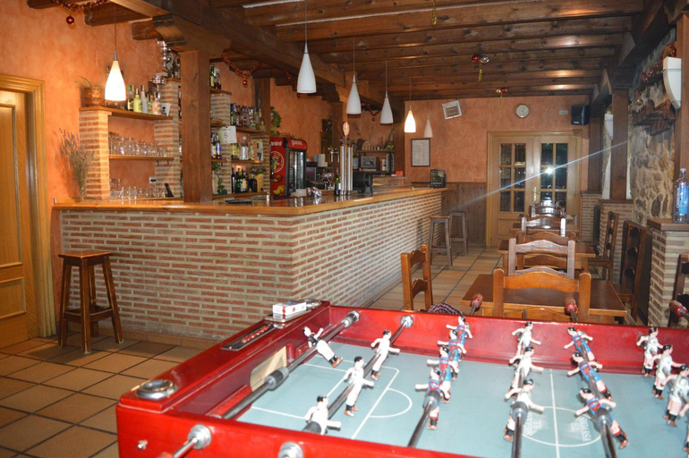 Others 3, Hostal Revinuesa, Soria