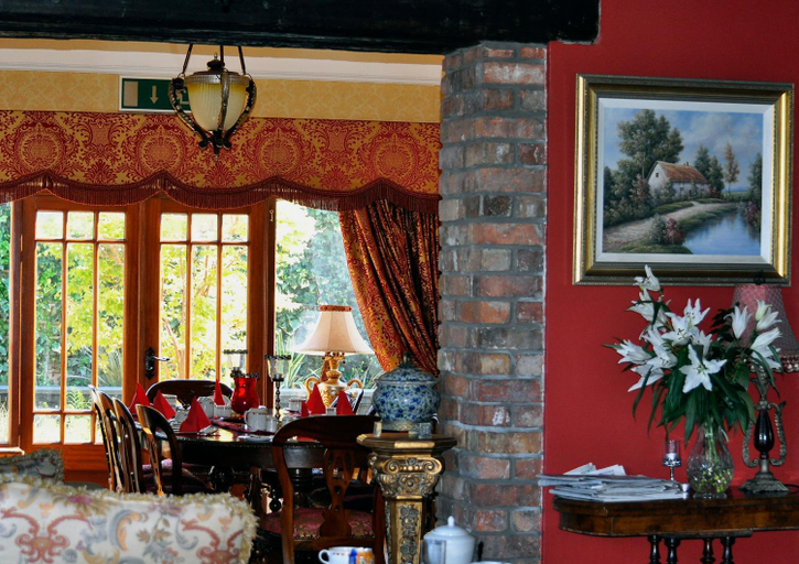 Food & Drinks 4, Highfield House